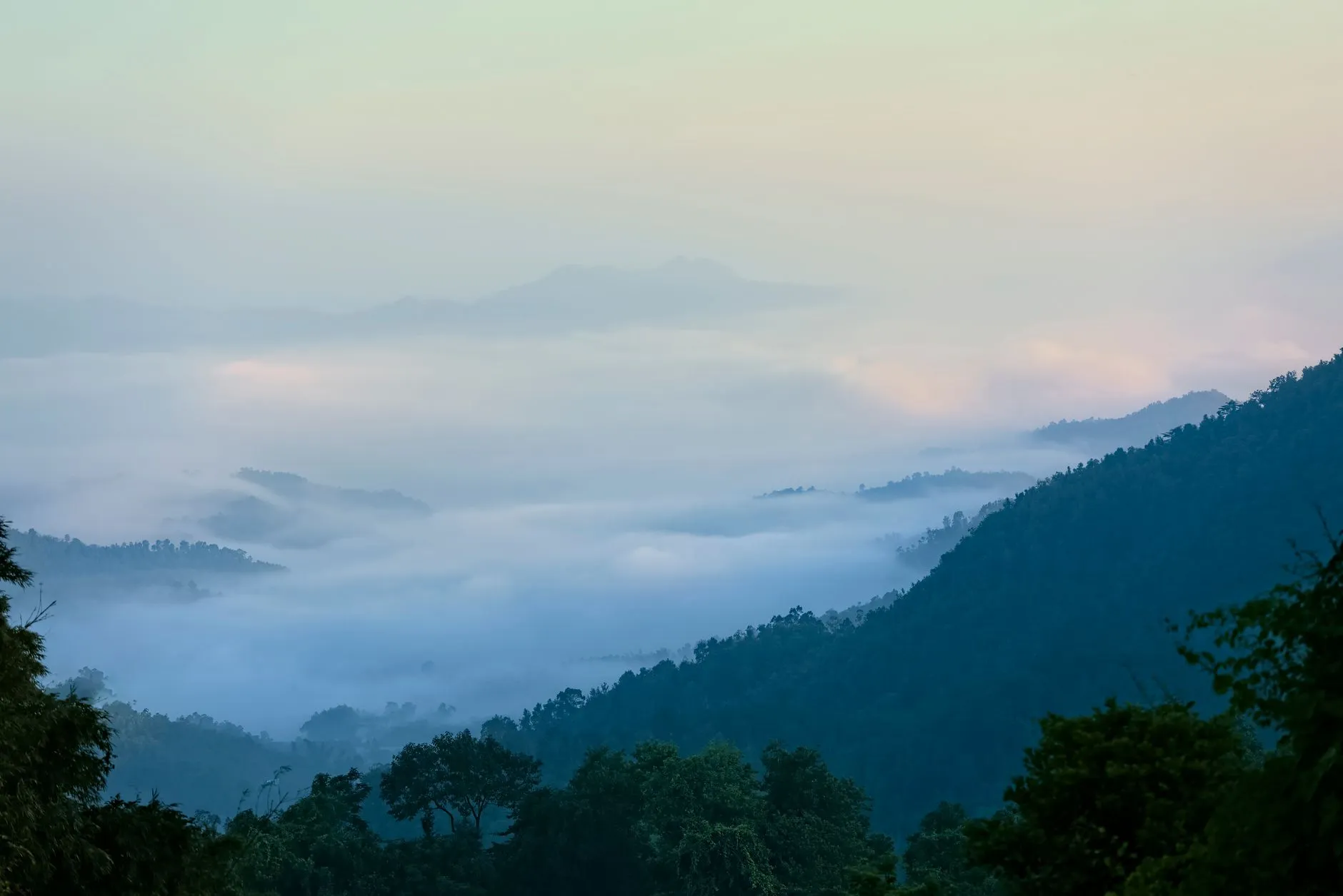 杭州云上优途定制旅行方案解析:秘境摄影线路设计逻辑与执行标准正文配图 1